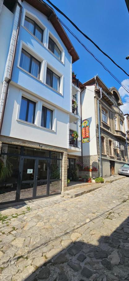 Saint Petka * Veliko Tărnovo