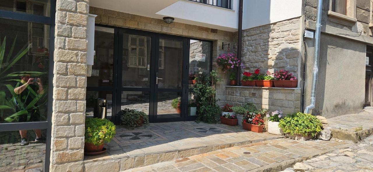 Saint Petka Veliko Tărnovo